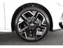Volkswagen Golf 8.5 1.5 eTSI 116pk DSG R-Line Edition Camera Keyless Matrix Led Virtual Cockpit Navigatie