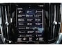 Volvo S90 T8 390pk AWD Inscription - Intellisafe Assist & Surround - Schuif-kanteldak - 360º Camera - Head-up display - Elektrisch verstelbare stoelen met geheugen - Keyless - Trekhaak wegklapbaar - Harman Kardon - Full LED verlichting - 19" Wielen