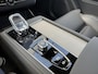 Volvo XC90 2.0 T8 Plug-in hybrid AWD Ultra Bright | SOH:100% | Trekhaak | Facelift | Luchtvering | Bowers & Wilkins | 22'' | Gelaagd glas | Massage | Stoel koeling + verwarming | Panoramadak