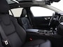 Volvo V60 T6 AWD Plus Dark | Trekhaak | Panoramadak | Dodehoekdetectie |