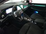 Volkswagen Golf 1.5 eTSI Style Panoramadak - Led verlichting - Navigatie - Automaat