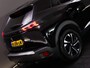 Peugeot 2008 1.2 PureTech Allure (TREKHAAK, ACHTERUITRIJCAMERA, KEYLESS ENTRY, APPLE CARPLAY/ANDROID AUTO, NAVIGATIESYSTEEM, NAP)