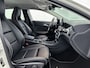 Mercedes-Benz GLA 200 Premium | Navigatie | Bluetooth | Cruise control | Inclusief 24 maanden MB Certified garantie voor Europa.