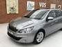 Peugeot 308 PureTech 110 Blue Lion | Panoramadak | Navigatie | Cruise Control |