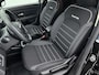 Dacia Duster SUV Journey 100 pk | Navigatie | Rondomzicht Camera | Parkeersensoren Achter | LED Koplampen | Keyless Entry/Start | Dodehoek Detectie | Climate Control | Cruise Control | 17" Lichtmetalen Velgen | Apple Carplay/Android Auto |