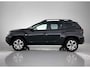 Dacia Duster SUV Journey 100 pk | Navigatie | Rondomzicht Camera | Parkeersensoren Achter | LED Koplampen | Keyless Entry/Start | Dodehoek Detectie | Climate Control | Cruise Control | 17" Lichtmetalen Velgen | Apple Carplay/Android Auto |