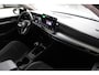 Volkswagen Golf 1.5 TSI Life Navigatie | Dodehoekassistent | Trekhaak | Stoel- en Stuurverwarming |