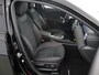 Mercedes-Benz A-klasse A 180 Limousine AMG Line | Panoramadak | Keyless go | Sfeerverlichting | Stoelverwarming | AMG styling