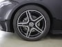 Mercedes-Benz A-klasse A 180 Limousine AMG Line | Panoramadak | Keyless go | Sfeerverlichting | Stoelverwarming | AMG styling