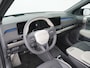 Kia EV3 GT-PlusLine 81.4 kWh - *DEMO* - Draadloze Apple CarPlay / Android Auto - Stoel en stuurwiel verwarming - Panoramadak - Harman Kardon Audio - Dodehoek assistent - Fabrieksgarantie tot 11-2031