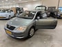 Toyota Corolla 1.4 VVT-i Linea Terra / RIJDT SCHAKELT GOED / NAP / NIEUWE APK