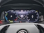 Skoda Superb Combi 1.4 TSI 218pk iV Sportline Business | 100% Dealeronderhouden | Panorama-dak | Adaptive cruise control | Matrix LED koplampen | Stuur+stoelverwarming | Navigatie | 19"LMV