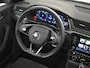 Skoda Superb Combi 1.4 TSI 218pk iV Sportline Business | 100% Dealeronderhouden | Panorama-dak | Adaptive cruise control | Matrix LED koplampen | Stuur+stoelverwarming | Navigatie | 19"LMV