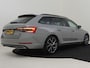 Skoda Superb Combi 1.4 TSI 218pk iV Sportline Business | 100% Dealeronderhouden | Panorama-dak | Adaptive cruise control | Matrix LED koplampen | Stuur+stoelverwarming | Navigatie | 19"LMV