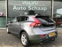 Volvo V40 1.5 T3 Momentum Automaat | Rijklaar incl 12 mnd Bovag | Trekhaak Stoelverwarming PDC voor Climate control