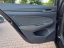 Volkswagen Golf 1.5 eTSI R-Line Business+ | LED | Trekhaak | All-seasons | ACC | Keyless | Stoelverwarming |