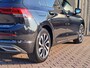 Volkswagen Golf 1.5 eTSI R-Line Business+ | LED | Trekhaak | All-seasons | ACC | Keyless | Stoelverwarming |