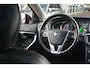 Volvo V40 Cross Country 2.0 D2 Summum | Panoramadak | Camera | BLIS | Stoelverwarming | NL auto!! |