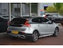 Volvo V40 Cross Country 2.0 D2 Summum | Panoramadak | Camera | BLIS | Stoelverwarming | NL auto!! |