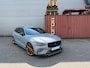 Volvo V60 T6 Plug-in hybrid AWD Plus Dark / Custom made Black Sheep uitvoering / 20" Heico matt Bronze / Heico verlaagd / Geventileerd Amber Leder /