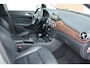 Mercedes-Benz B-klasse 180 Ambition - PDC - Trekhaak - Lederen bekleding - Stoelverwarming - Xenon