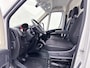 Peugeot Boxer 2.2 BlueHDi 120 L1H1 3.3t Trekhaak Achteruitrijcamera Betimmering Cruise Control