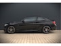 BMW 2-Serie Coupé 218i High Executive M Sport | M Performance | Stoelverwarming | Navigatie | Keyless | Camera | Cruise Control | DAB | HIFI | Parkeersensoren | Leer | Digital Dash | Automaat | NAP | Orig. NL | BTW