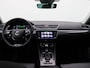 Skoda Superb Combi 1.4 TSI iV Business Edition Plus 218PK DSG Adaptieve Cruise Controle, Achteruitrijcamera, Matrix-LED verlichting, Volleder, Memorystoel, Keyless, Navi, Trekhaak, 18" LM Velgen