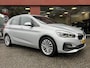 BMW 2-Serie Active Tourer 218i AUTOMAAT High Executive Edition | LEER | PANO | TREKHAAK | CAMERA | HEAD-UP