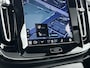 Volvo XC40 Recharge P8 AWD R-Design | Panoramadak | Parkeercamera | Adaptieve cruise | BLIS | Stoel/stuur/achterbankverwarming