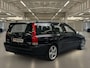 Volvo V70 2.5 R Geartronic Rijklaar+ garantie, Incl. BTW, nette en goed onderhouden auto, Leder, Trekhaak...