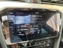 Volkswagen Passat Variant 1.5 TSI R-Line / AUTOMAAT/ PANO/ ALCANTARA/ CAMERA/ PARK. SENSOREN/ ERGO COMFORT/ DIGITAL DASHBOARD/ ELEK. ACHTERKLEP/ CLIMA/ APP-CONNECT/ NAVI/ MATRIX