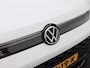 Volkswagen Tiguan 1.5 eHybrid 204 Pk Automaat R-Line Edition | Black Style | Trekhaak | Panoramadak | Stoel & Stuur Verwarming | 20 inch velgen | Carplay