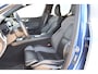 Volvo V60 T4 R-Design |BurstingBlue |Trekhaak |Leer | R-Design |BurstingBlue |Trekhaak |Leer