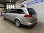 Opel Vectra Wagon 2.2-16V Executive