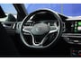 Volkswagen Taigo 1.0 TSI 110PK 3X R-Line+led+stoel-verw+camera+keyless+Apple-carePlay -navi =NOV-2022 SUPER PRIJS !!