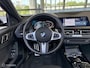 BMW 1-Serie M135i xDrive |Pano |HUD |H&K |Sfeer |Stuurverw.
