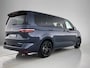 Volkswagen Multivan 1.5 eHybrid L2 Bulli Edition 245 PK Automaat | 4Motion | Apple Carplay | Android Auto | Vierwiel aandrijving | Navigatie | Harman Kardon geluidssysteem | IQ Lights | 360 Camera | Stoelverwarming | Panoramadak | Keyless access | 18" Lichtmetalen velgen | Climate control |
