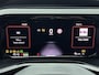 Volkswagen Multivan 1.5 eHybrid L2 Bulli Edition 245 PK Automaat | 4Motion | Apple Carplay | Android Auto | Vierwiel aandrijving | Navigatie | Harman Kardon geluidssysteem | IQ Lights | 360 Camera | Stoelverwarming | Panoramadak | Keyless access | 18" Lichtmetalen velgen | Climate control |