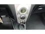 Toyota Yaris 1.3 VVTi Luna MMT automaat . prijs is incl nieuwe apk, afleverings beurt incl filters en bovag garantie