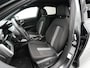 Audi A3 Sportback 35 TFSI 150pk S-Tronic S-Line edition Stoelverwarming Pdc Acc Navigatie Carplay Elek. Stoelen 46
