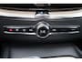 Volvo XC60 B4 190pk AWD Inscription - Intellisafe Surround - Verwarmbare voorstoelen - Achteruitrijcamera - Parkeersensoren voor & achter - Full LED verlichting - Elektrisch verstelbare bestuurdersstoel