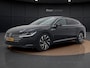 Volkswagen Arteon Shooting Brake 1.4 TSI 218 PK eHybrid R-Line Business | NIEUW BINNEN | IQ. Light | Camera | 19" | Elek. achterklep | Keyless |