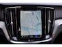 Volvo S60 B4 Plus Dark Elektrisch glazen panorama-dak | 19" L.m.velgen | Harman Kardon audio | Trekhaak elektrisch uitklapbaar