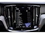 Volvo S60 B4 Plus Dark Elektrisch glazen panorama-dak | 19" L.m.velgen | Harman Kardon audio | Trekhaak elektrisch uitklapbaar