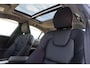 Volvo S60 B4 Plus Dark Elektrisch glazen panorama-dak | 19" L.m.velgen | Harman Kardon audio | Trekhaak elektrisch uitklapbaar