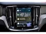 Volvo S60 B4 Plus Dark Elektrisch glazen panorama-dak | 19" L.m.velgen | Harman Kardon audio | Trekhaak elektrisch uitklapbaar