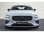 Volvo S60 B4 Plus Dark Elektrisch glazen panorama-dak | 19" L.m.velgen | Harman Kardon audio | Trekhaak elektrisch uitklapbaar