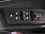 Volkswagen T-Roc 1.5 TSI R-Line 150 PK DSG (Automaat) | Verlengde garantie | Black Style | Panorama dak | LED Matrix koplampen | Adaptieve cruise |