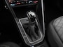 Volkswagen Polo 1.0 TSI R-Line 95PK Automaat (DSG) | Panorama dak | IQ Matrix led koplampen | Navigatie | Parkeercamera | Stoelverwarming | 17" LM velgen |